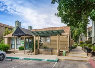 Photo #4: 225098847 Listing 