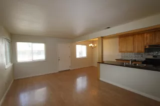 Photo #5: 225099354 Listing