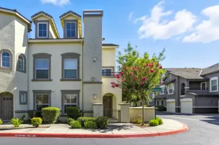 Photo #1: 225099369 Listing 