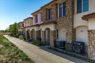 Photo #1: 225099458 Listing