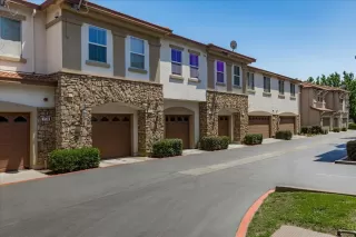 Photo #2: 225099458 Listing