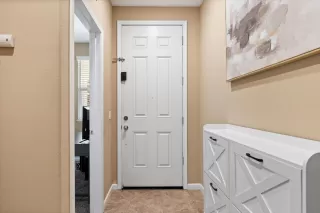 Photo #4: 225099458 Listing