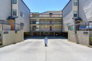 Photo #4: 225099681 Listing 