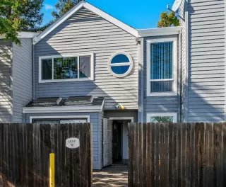 More Details about MLS # 225099704 : 1519 HOOD ROAD #F