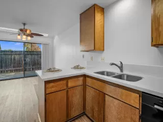 Photo #4: 225099704 Listing