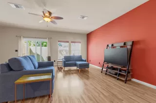 Photo #3: 225099784 Listing