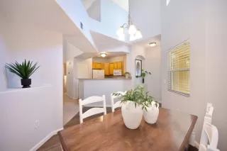 Photo #6: 225099977 Listing