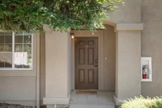 Photo #1: 225100452 Listing 