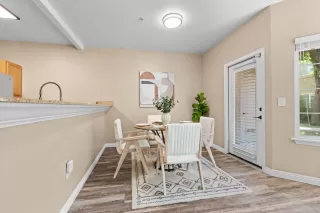 Photo #3: 225100452 Listing 