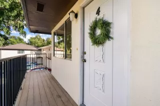 Photo #1: 225100586 Listing