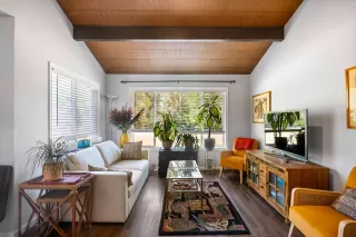 Photo #4: 225100702 Listing