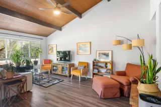 Photo #6: 225100702 Listing