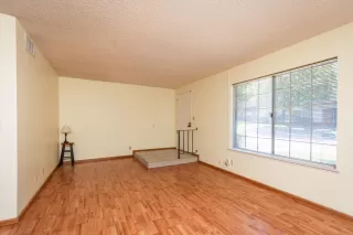 Photo #6: 225100750 Listing 