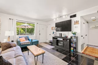 Photo #2: 225100904 Listing