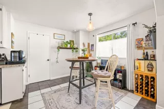 Photo #4: 225100904 Listing