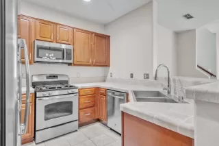 Photo #4: 225101235 Listing 