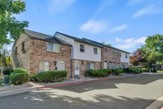 Photo #2: 225102679 Listing 