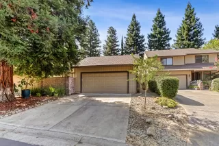 Photo #1: 225103182 Listing