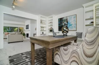 Photo #5: 225103353 Listing