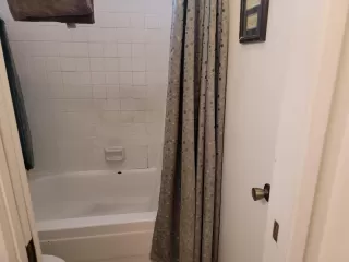 Photo #1: 225103946 Listing