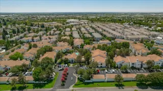 Photo #1: 225104075 Listing