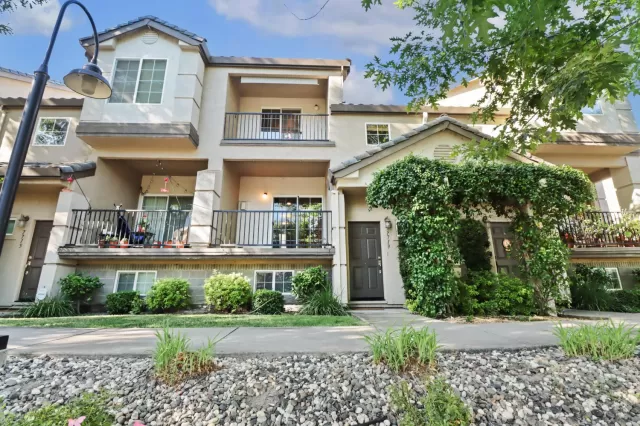 MLS: 225104132 Condo For Sale