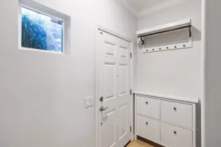 Photo #6: 225104132 Listing