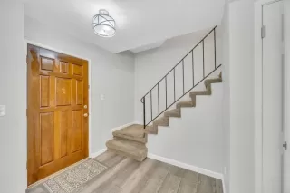 Photo #2: 225104154 Listing 