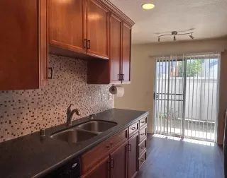 Photo #2: 225105138 Listing 