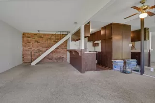 Photo #3: 225105452 Listing