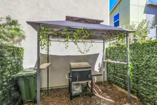 Photo #3: 225105731 Listing