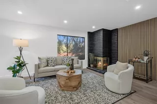 Photo #3: 225105876 Listing 