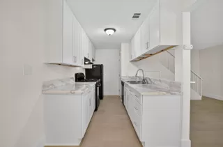 Photo #6: 225106306 Listing