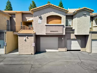 Photo #2: 225106405 Listing 