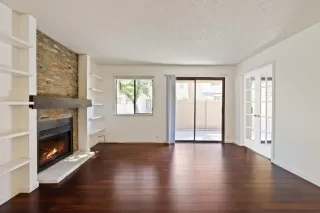 Photo #1: 225106602 Listing