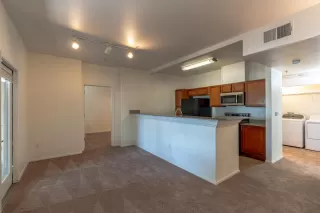Photo #6: 225106934 Listing 