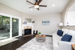 Photo #4: 225107068 Listing