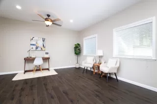 Photo #6: 225107068 Listing