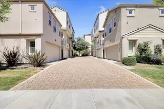 Photo #6: 225108182 Listing 