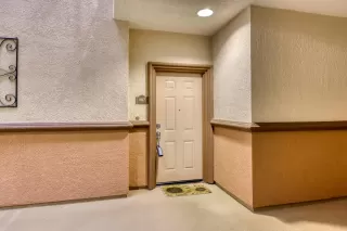 Photo #4: 225109432 Listing 