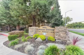 Photo #1: 225109454 Listing