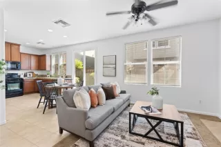 Photo #6: 225110179 Listing 