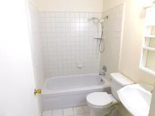 Photo #6: 225110476 Listing 