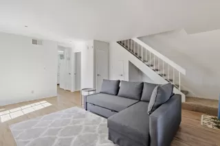 Photo #2: 225110769 Listing 