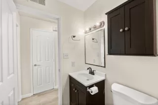 Photo #3: 225110824 Listing 