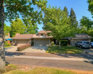 Photo #3: 225110832 Listing 