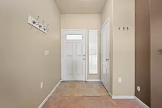 Photo #3: 225110899 Listing 