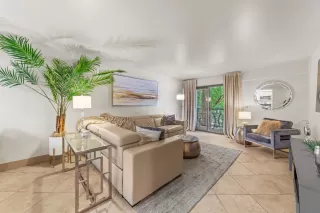 Photo #3: 225111884 Listing