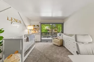 Photo #5: 225111884 Listing