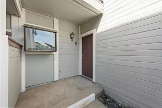 Photo #3: 225112230 Listing